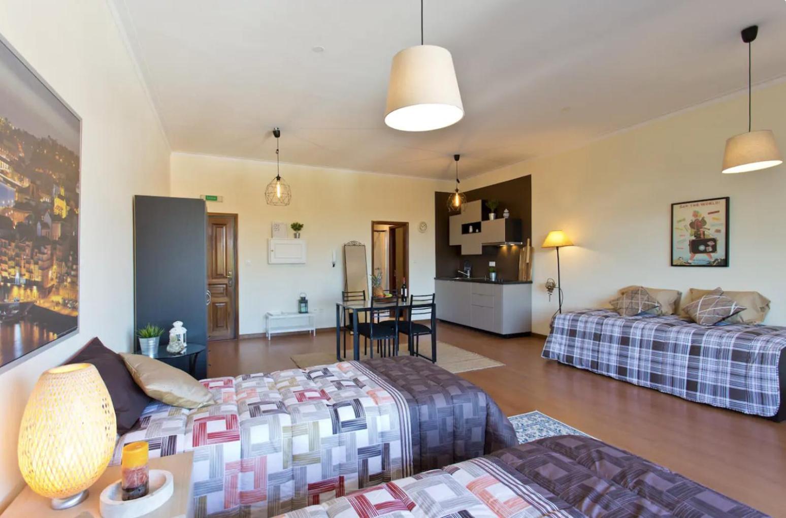 Host Wise - Cozy Sunny Flats - Ace Location Apartment Porto Room photo