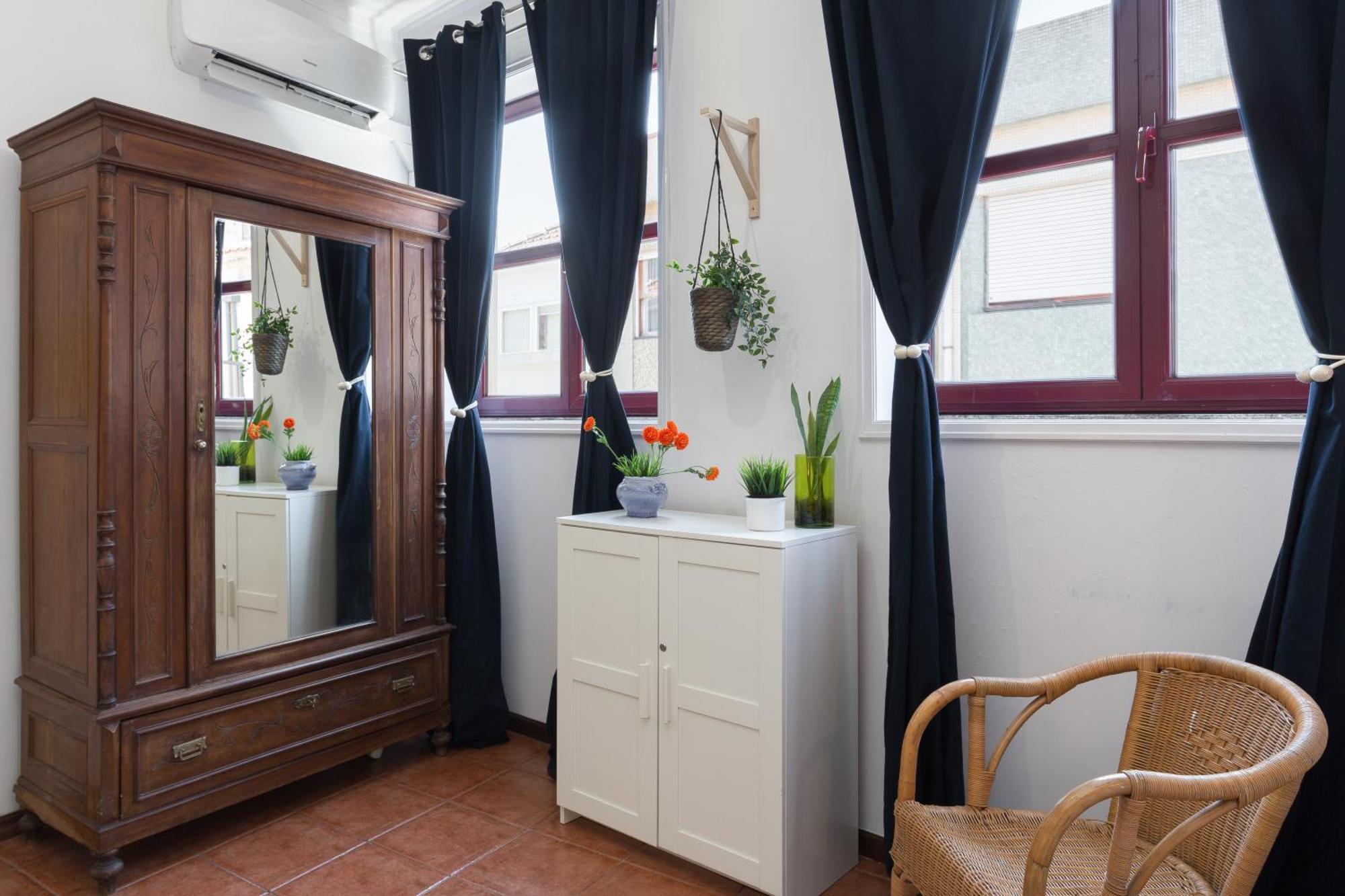 Host Wise - Cozy Sunny Flats - Ace Location Apartment Porto Room photo